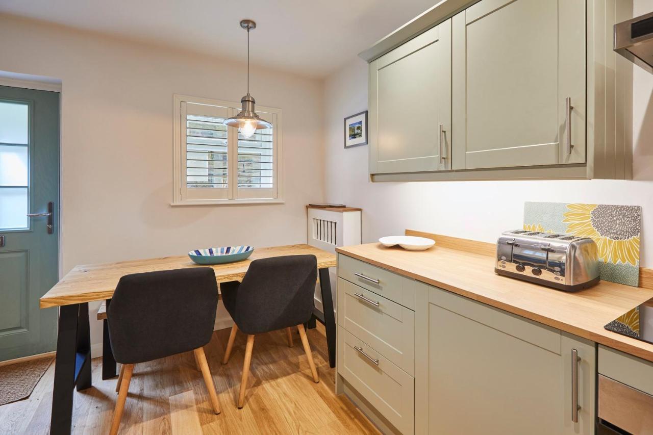 Host & Stay - Breckon Cottage Whitby Exteriör bild